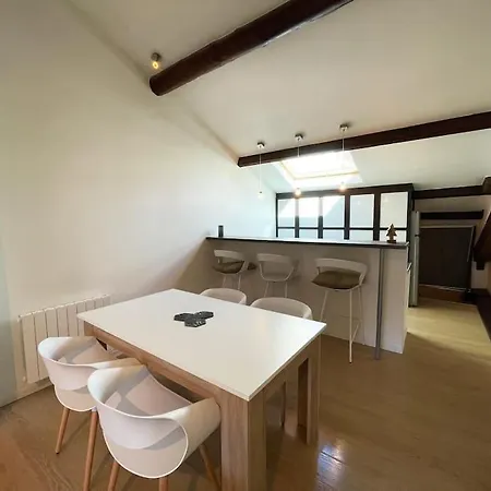 Spacieux 5 Pers Centre+terrasse *